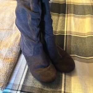 Brown to the knee boot